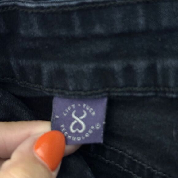 NYDJ Jeans. Size: 4P - Picture 7 of 10